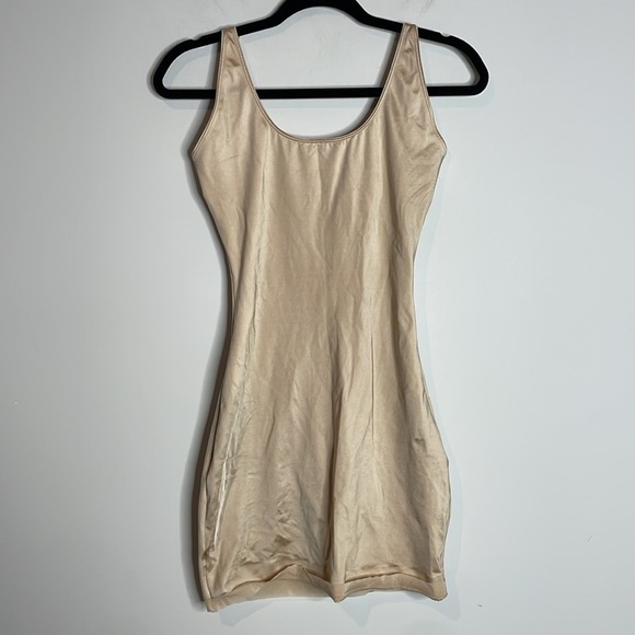 SPANX | Women’s Nude Open Bust Slip Shapewear Size Medium - Picture 6 of 6